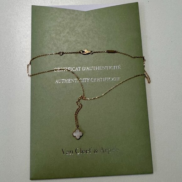 Van Cleef & Arpels Sweet Alhambra Mother of Pearl Pendant Necklace - Picture 3 of 10